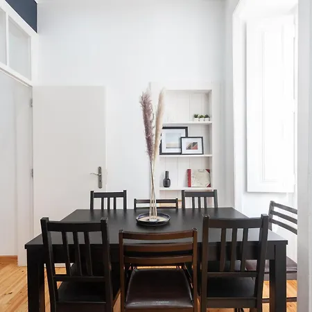 Stylish, Bright & Historic -bica I Apartmán