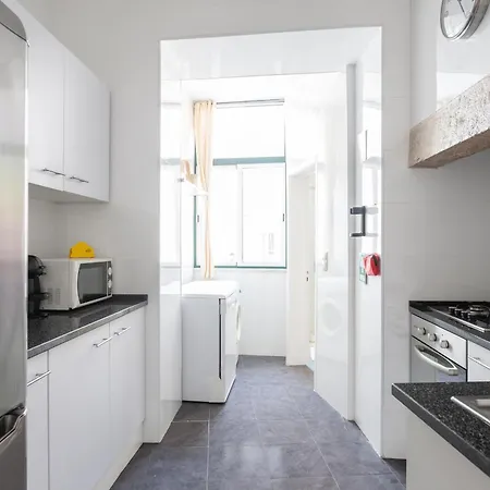 Stylish, Bright & Historic -bica I Апартаменты Лиссабон
