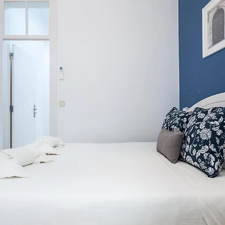 Stylish, Bright & Historic -bica I Διαμέρισμα *