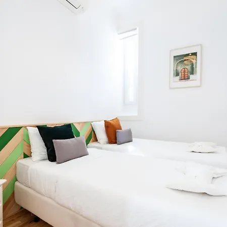 דירה Stylish, Bright & Historic -bica I *