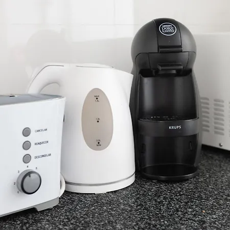 דירה Stylish, Bright & Historic -bica I